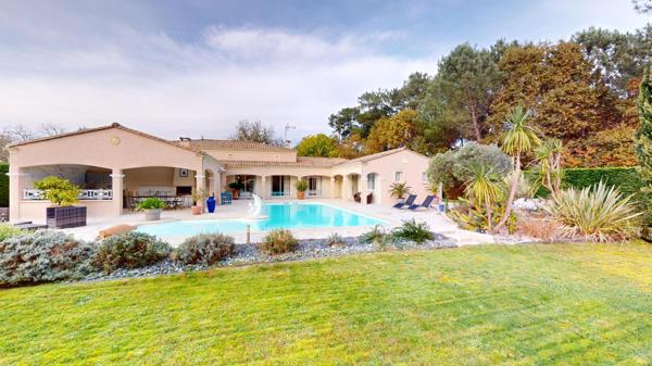 Maison de prestige à Martignas-sur-Jalle