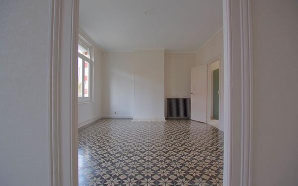 Maison à louer    4 pièces •  Nesle