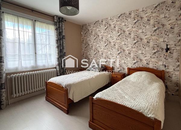 Maison 3 chambres (env 94m²) - sous-sol et garage