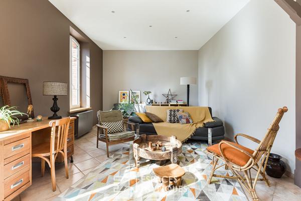 Ancienne ferme rénovée avec loft au coeur des vignes