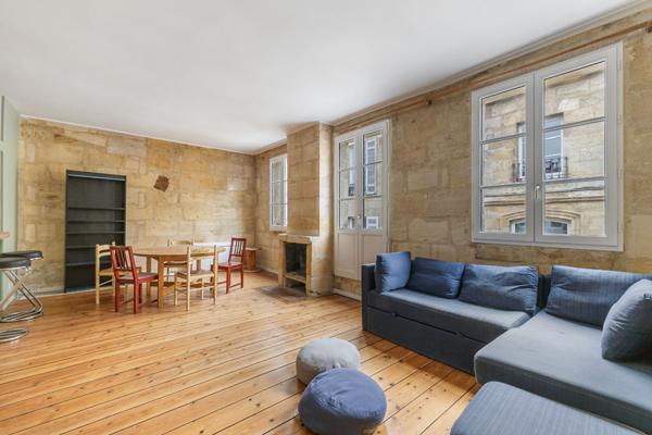 33000 BORDEAUX PLACE CAMILLE JULIAN APPARTEMENT 3 PIECES
