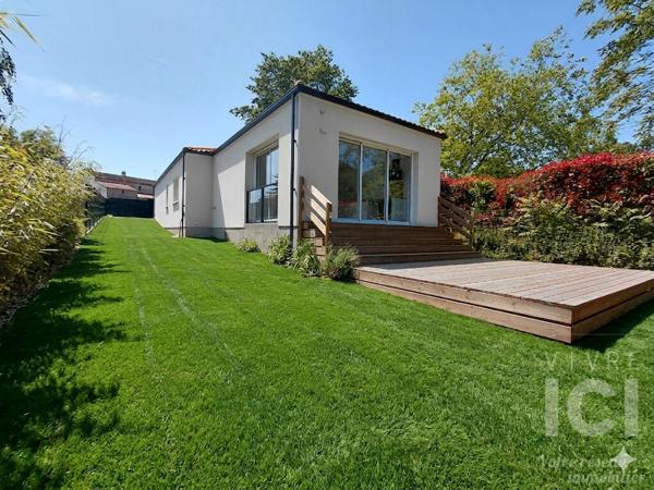 THOUARÉ-SUR-LOIRE Maison rénovée avec goût, 140 m², superbe jardin sans vis-à-vis