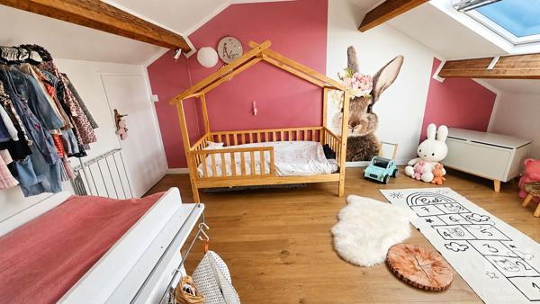 THOUARÉ-SUR-LOIRE Maison rénovée avec goût, 140 m², superbe jardin sans vis-à-vis