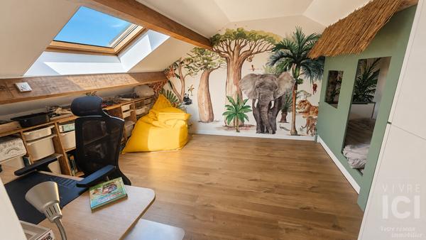 THOUARÉ-SUR-LOIRE Maison rénovée avec goût, 140 m², superbe jardin sans vis-à-vis