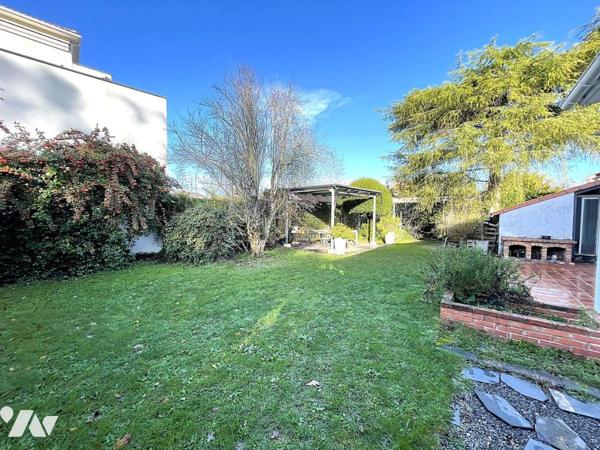 A VENDRE - BASSE-GOULAINE- Centre - Maison de Plain-Pied d'env 88.69m² hab sur 841m² de terrain