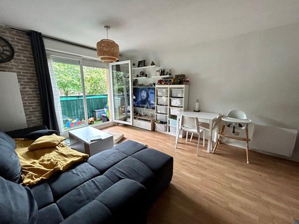 Appartement Poissy 2 pièce(s) 42 m2 197 000 € **  - Référence  8693