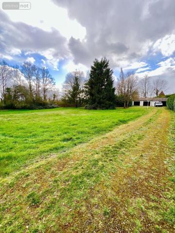 Maison de ville à vendre à Écueillé dans l'Indre (36240), ref : 016/449