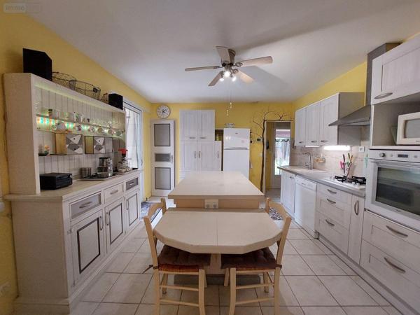 Maison à vendre à Bouniagues en Dordogne (24560), ref : 18113/93