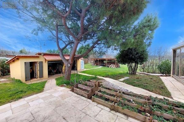 Maison à vendre à Bouniagues en Dordogne (24560), ref : 18113/93