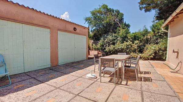 Saint Aygulf maison plain pied garage