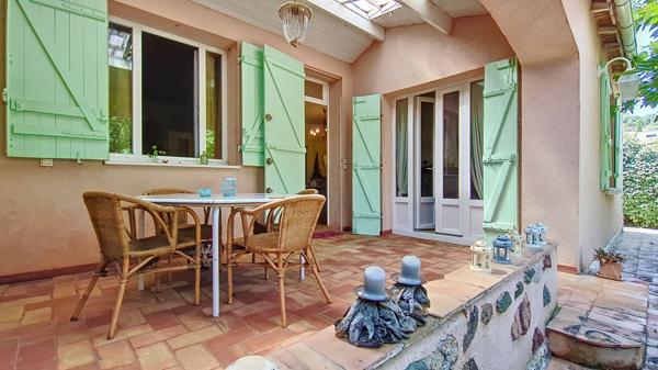 Saint Aygulf maison plain pied garage