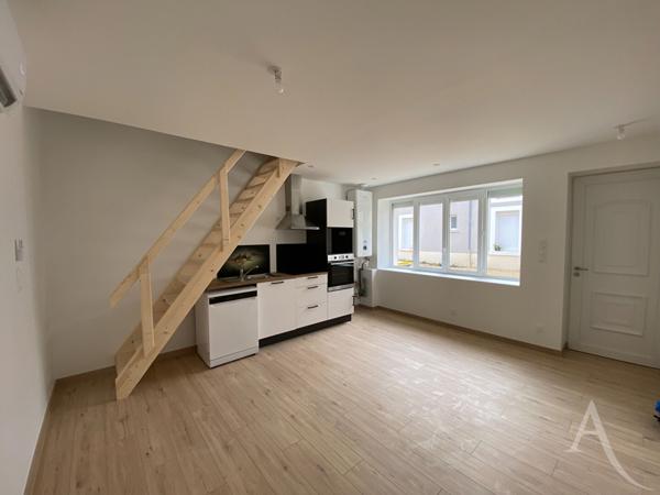 Appartement 2 pièces entièrement rénové avec climatisation !