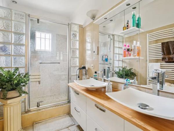 Maison 8 pièces - 181 m² Bien prestige