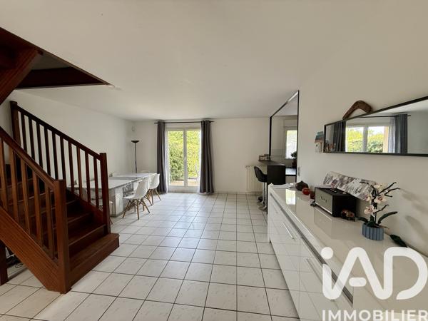 Location maison 4 pièces 90 m² Linas