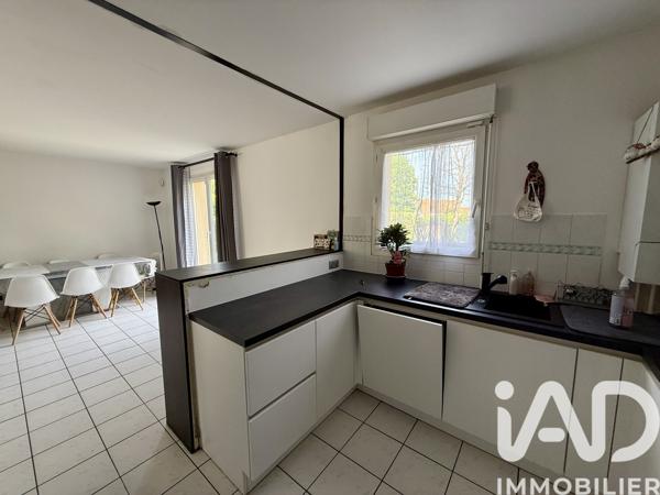 Location maison 4 pièces 90 m² Linas
