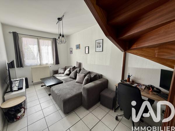 Location maison 4 pièces 90 m² Linas