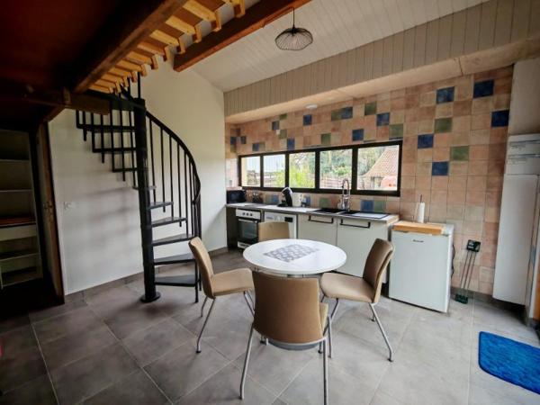 MAISON AVEC STUDIO INDEPENDANT 7 MINUTES DE DAX