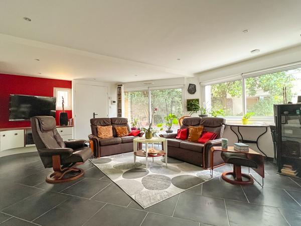 Gare / Lafayette ? Maison de 3 chambres avec vie de plain-pied, lumineuse et au calme, avec terrasse !