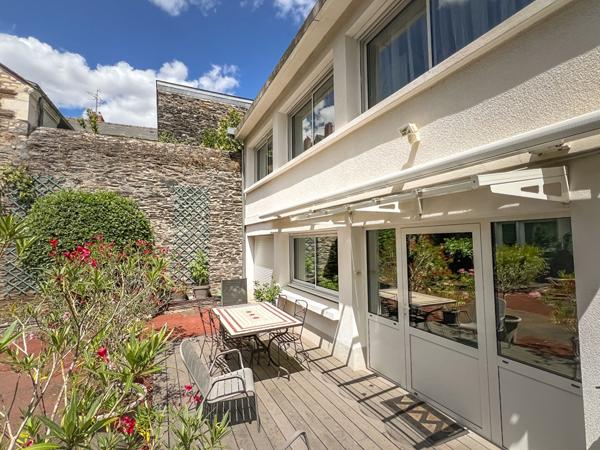 Gare / Lafayette ? Maison de 3 chambres avec vie de plain-pied, lumineuse et au calme, avec terrasse !