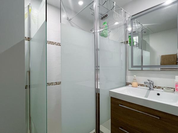 Gare / Lafayette ? Maison de 3 chambres avec vie de plain-pied, lumineuse et au calme, avec terrasse !