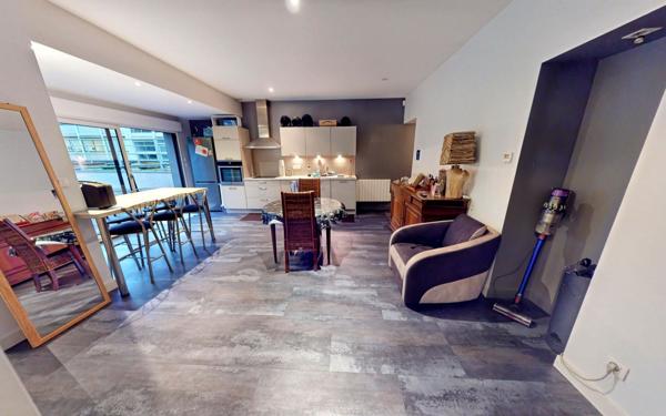 Maison à vendre    6 pièces • 135 m2 Saint-Fons