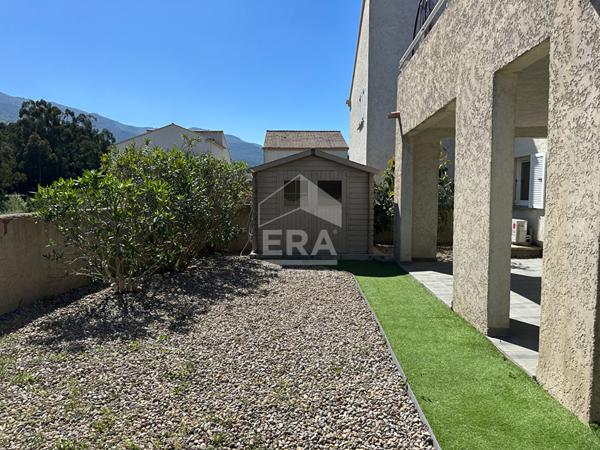 Appartement T3 terrasse et jardin privatif - rez-de-chaussée