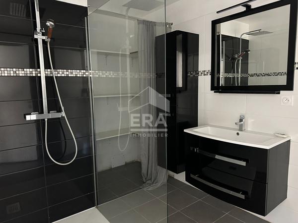 Appartement T3 terrasse et jardin privatif - rez-de-chaussée