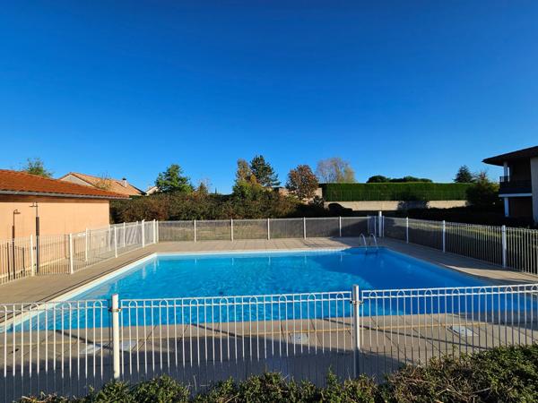 Appartement F3 Creuzier-le-Vieux 56 m² avec piscine dans la résidence