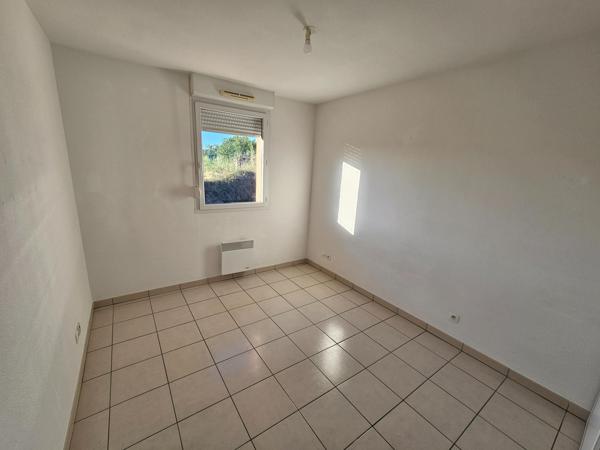 Appartement F3 Creuzier-le-Vieux 56 m² avec piscine dans la résidence