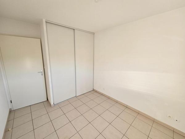 Appartement F3 Creuzier-le-Vieux 56 m² avec piscine dans la résidence