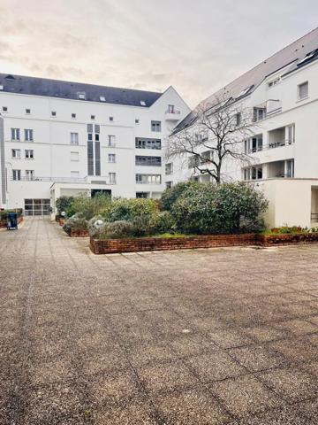 Exclusivité Beau T3 lumineux avec garage – Ile de Nantes – Idéal pour préparer votre future résidence