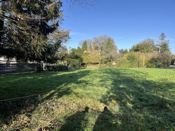 Terrain à Batir à vendre à Ploërmel dans le Morbihan (56800), ref : VT152-56044