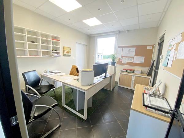 Vente                                                      Immeuble
                        
                     13 pièces                      377 m2                     à Laon