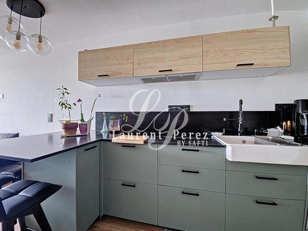 Duplex coup de cœur face au port avec vue imprenable et prestations haut de gamme