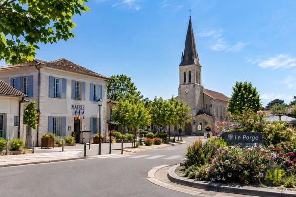 Maison à louer Le Porge : 4 pièces, 100m² avec 3 chambre(s) à 1 425€ - AJP Immobilier Andernos les Bains