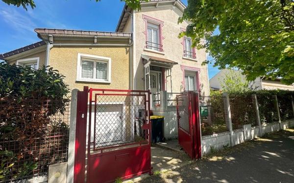 Maison à vendre    5 pièces •  Villemomble