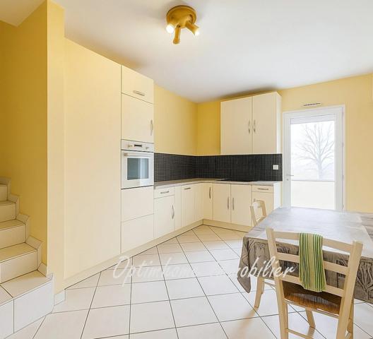 Maison 4 chambres sur sous-sol
