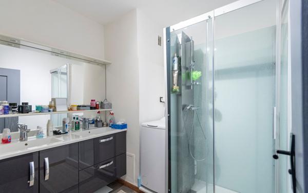 Appartement à vendre    2 pièces • 56 m2 Montpellier