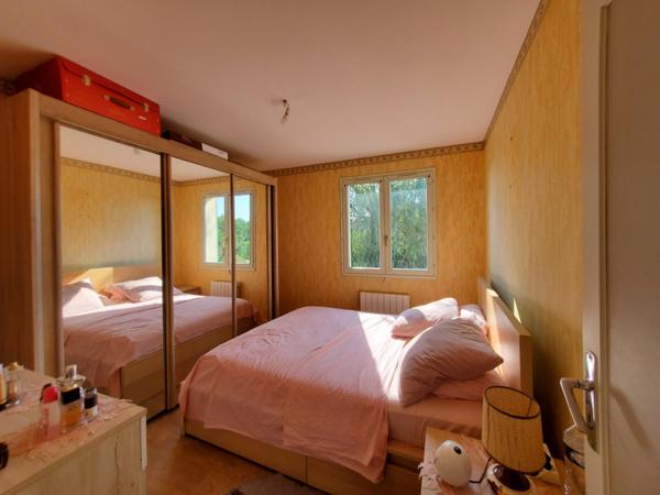 Maison T4+1 110m2, bénéficiant du calme campagnard dans un quartier calme, poche des commodités