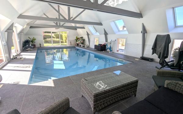 Maison à vendre    10 pièces • 501,64 m2 Caen