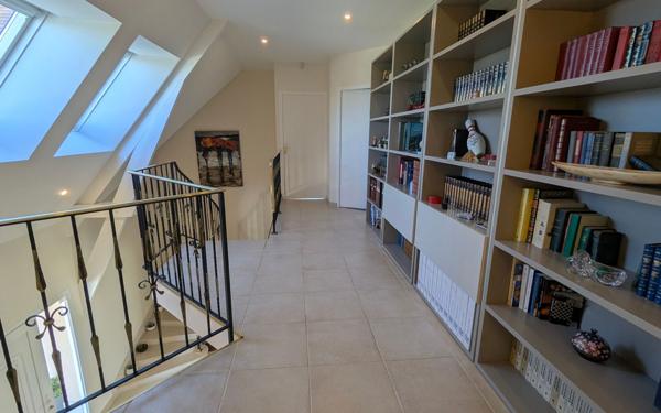 Maison à vendre    10 pièces • 501,64 m2 Caen