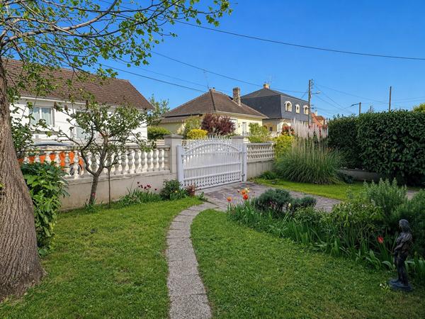 Maison MORANGIS 5 pièces 104.61 m²