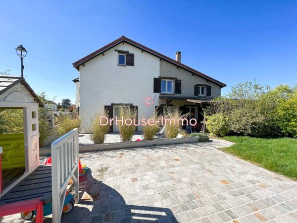 Maison à louer 6 pièces de 120 m²