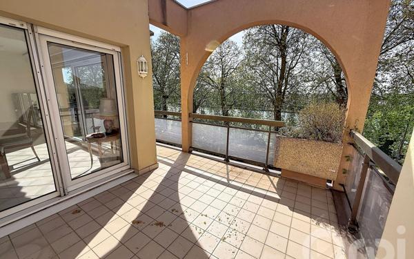 Appartement à vendre    4 pièces • 132 m2 Le Mée-sur-Seine