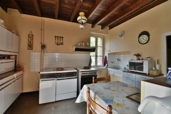 MAISON 6 PIECES - 159 m² - 5 CHAMBRES - MAGNAC LAVAL (87190)