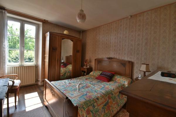 MAISON 6 PIECES - 159 m² - 5 CHAMBRES - MAGNAC LAVAL (87190)