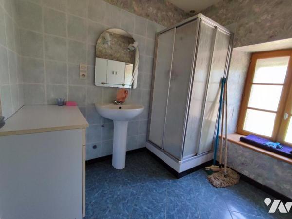 Maison d'habitation familiale à rafraichir à VIRE