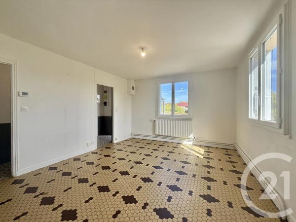 Maison à vendre  4 pièces - 112,76 m 2   MOULINS  - 03