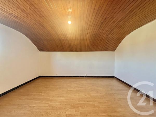 Maison à vendre  4 pièces - 112,76 m 2   MOULINS  - 03