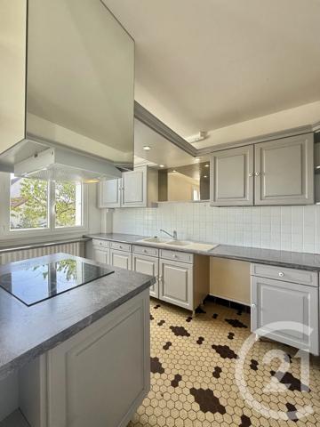 Maison à vendre  4 pièces - 112,76 m 2   MOULINS  - 03